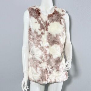 Entro Faux Fur Vest in Cream and Antique Rose Cow Print. Size Small.